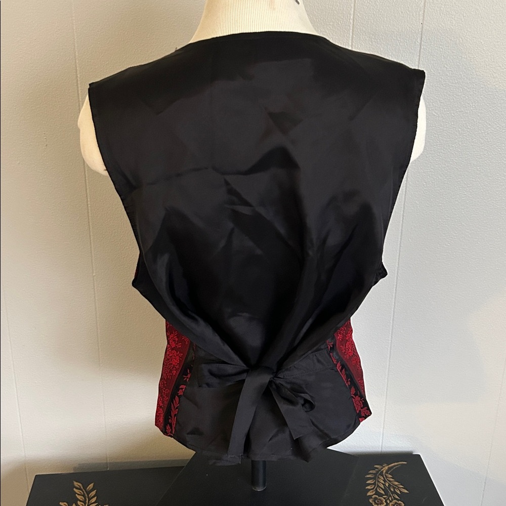 Worthington vest in a Victorian brocade style made in USA - Picture 5 of 7